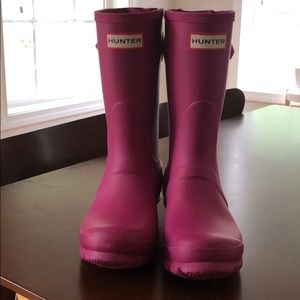Hunter boots:adjustable short. Dark ion pink